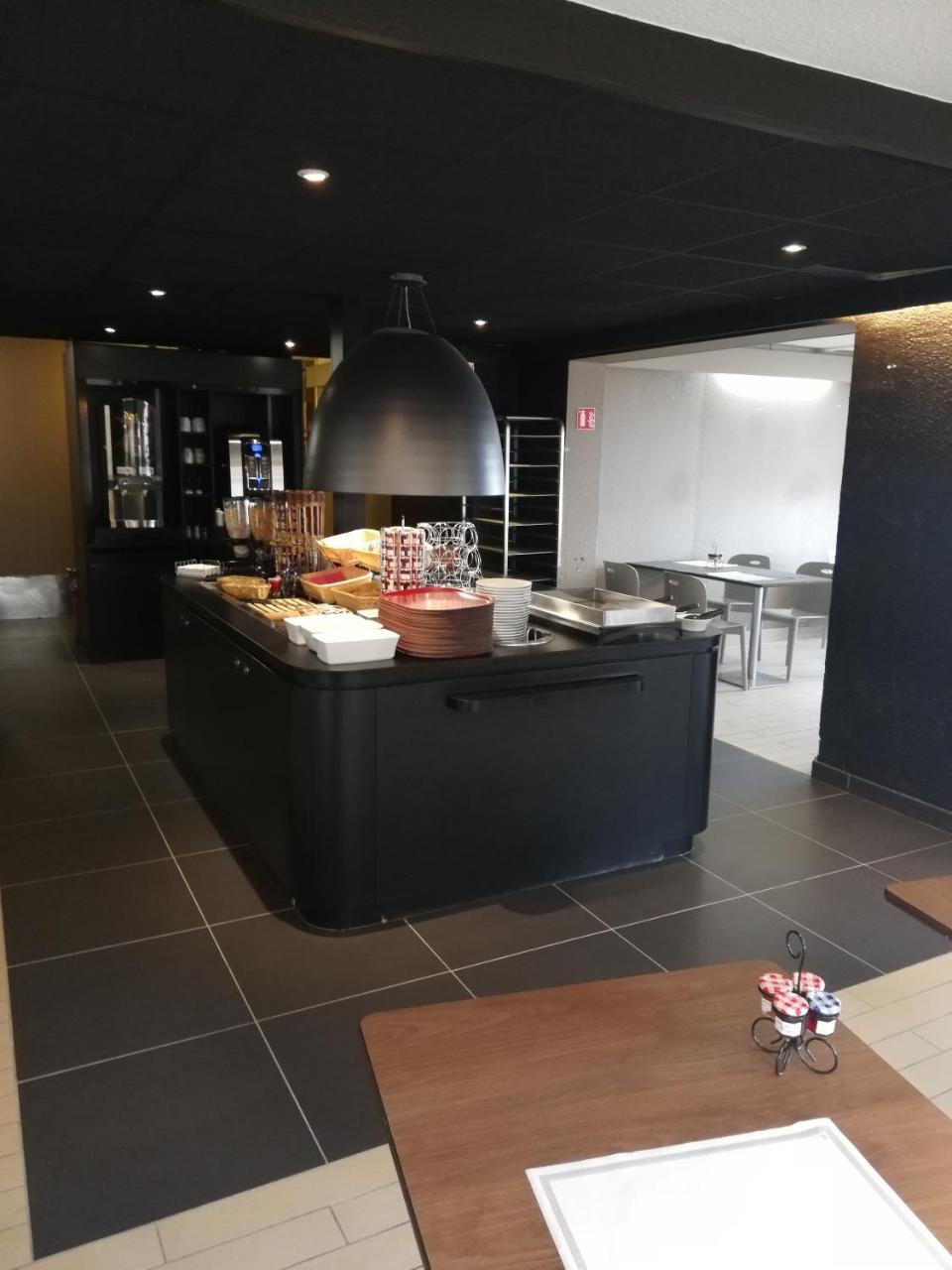 旺德夫尔南锡南酒店 旺德夫尔莱南锡 外观 照片